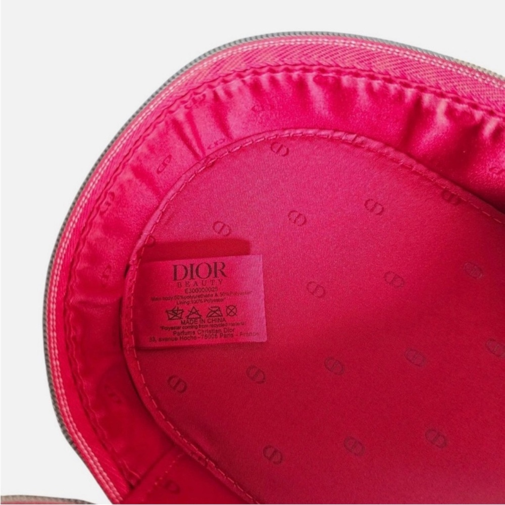 Dior Red Oval Vanity Case or Jewelry Box NIB Dior Beauty - Picture 3 of 5